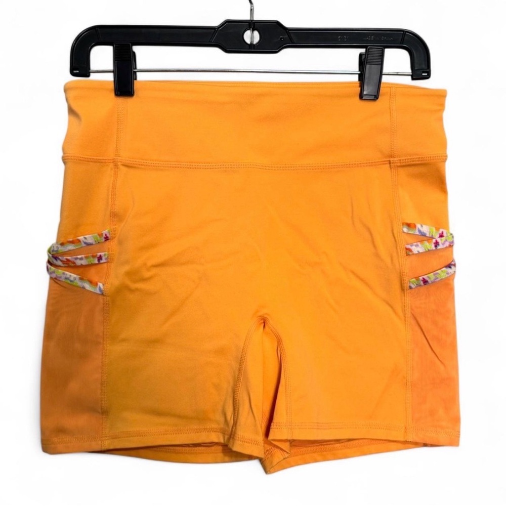 Fabletics Motion365 Orange Bike Shorts High Rise Athletic Training Gym Sz M